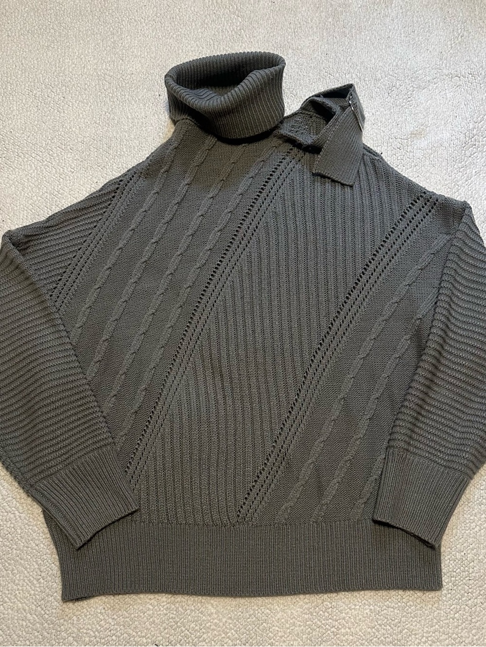 Women’s cold shoulder Cable-Knit Turtleneck Sweater gray in color